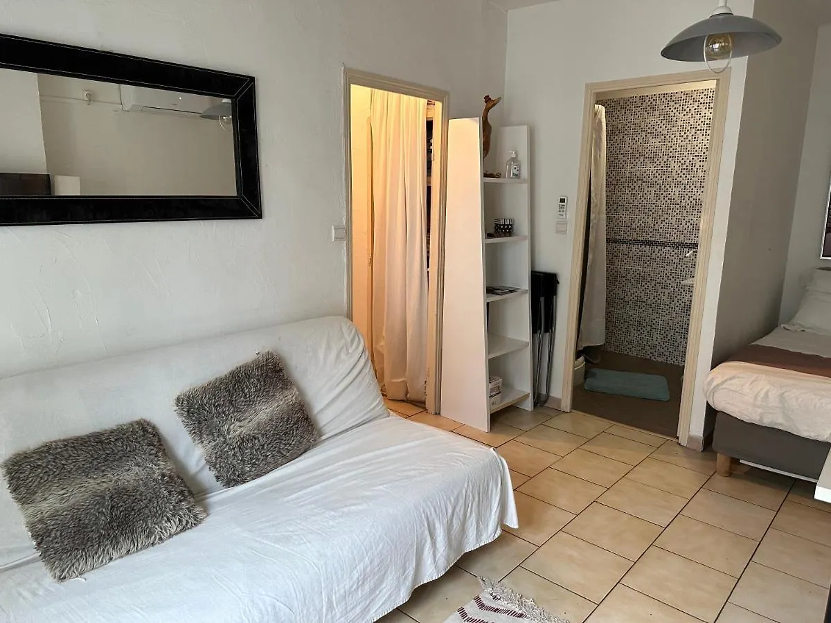 Appartement Charmant Studio Centre Historique Stationnement A Proximite Aix-en-Provence